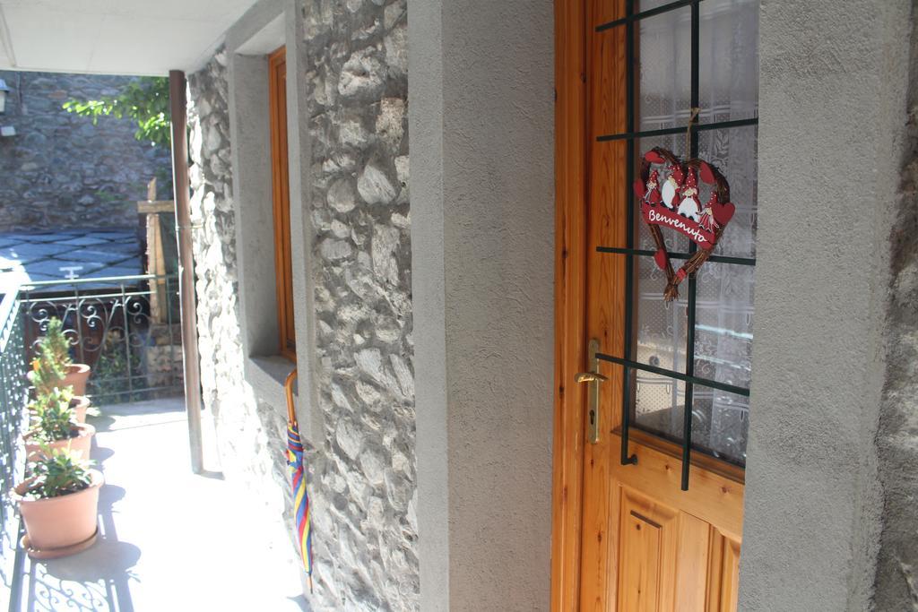 In Perfetto Stile Valdostano Apartment เซนต์วินเซนต์ ภายนอก รูปภาพ