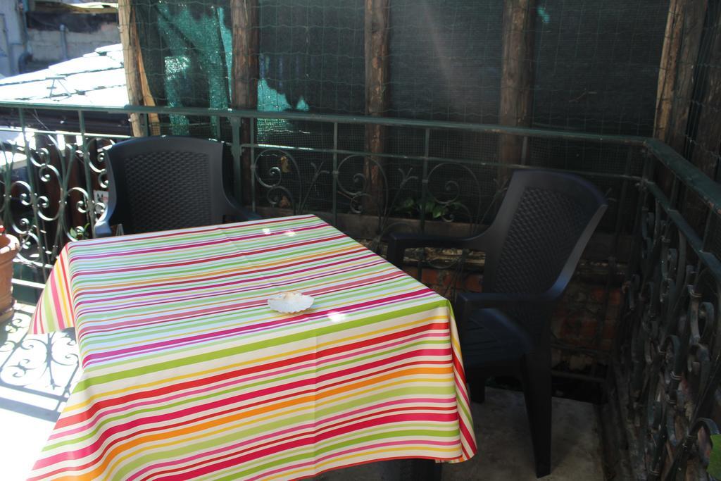 In Perfetto Stile Valdostano Apartment เซนต์วินเซนต์ ภายนอก รูปภาพ